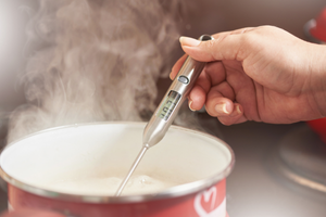 生地の発酵温度や仕込み水を測る料理用温度計、失敗を防ぐ便利アイテム