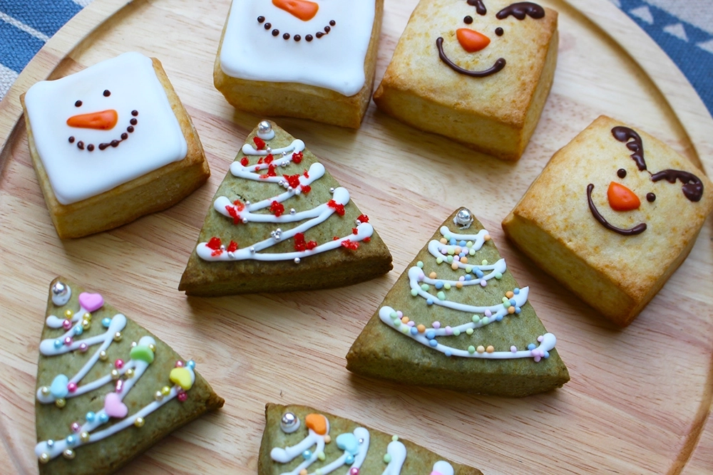 抹茶のクリスマススコーンの画像