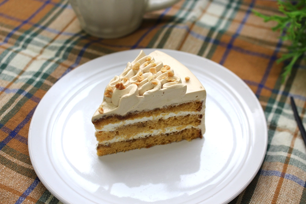 ホワイトカフェモカケーキ(スタバオマージュ)の画像