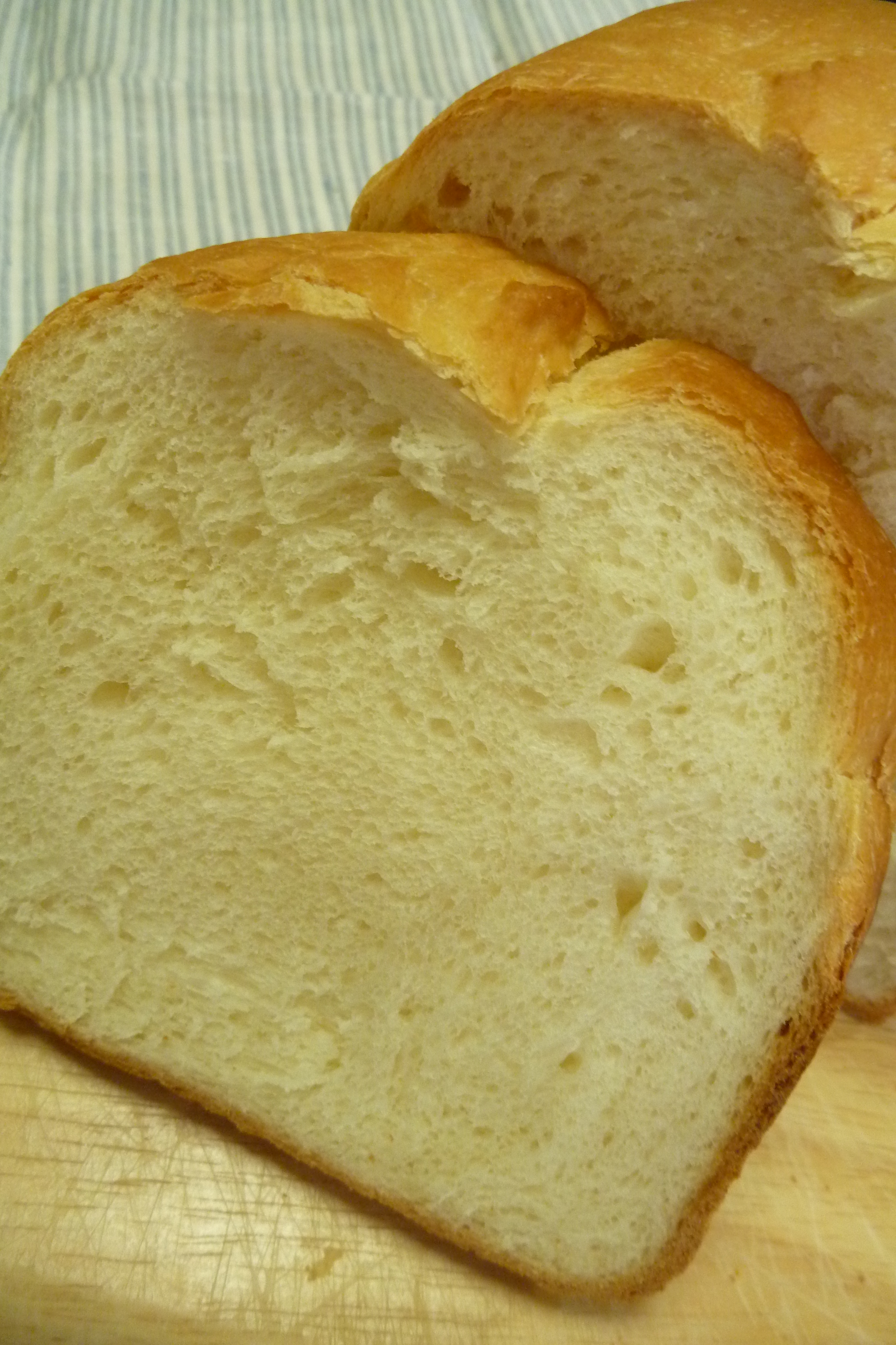 HBバターミルクパウダー入りふわふわ食パンの画像