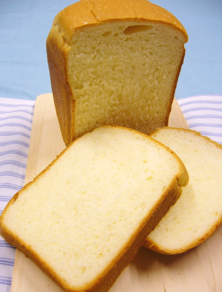 HB ふんわりミルク食パンの画像